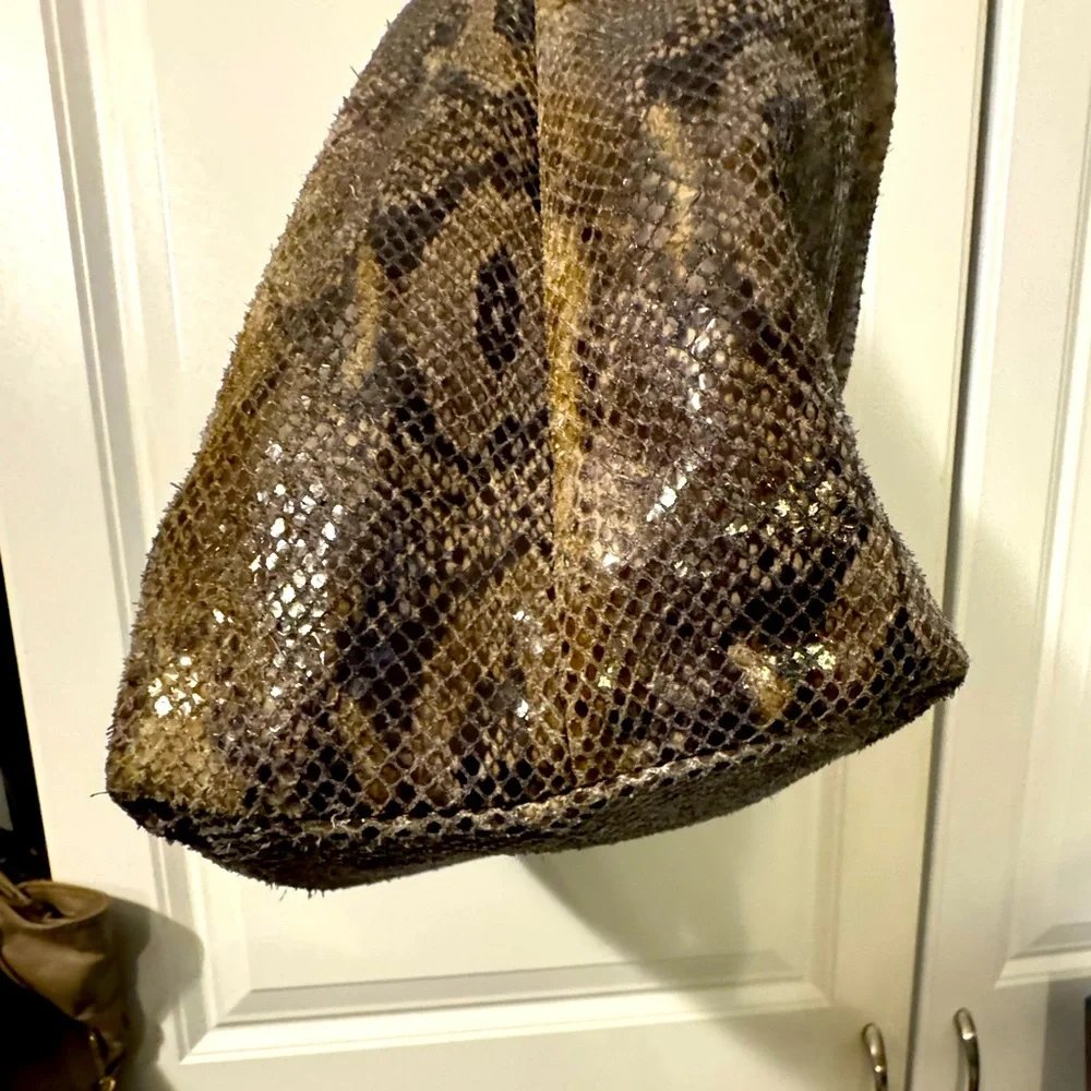 Dooney & Bourke “snakeskin” leather hobo shoulder bag